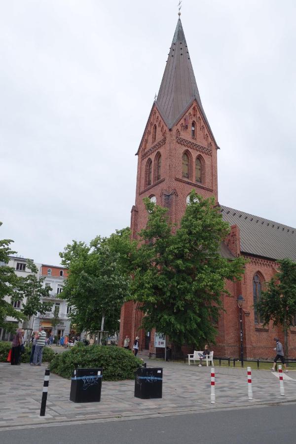 Appartamento Goldene Feder Rostock Esterno foto